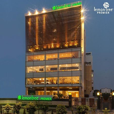 Lemon Tree Premier, Patna Hotel Patna  Kültér fotó