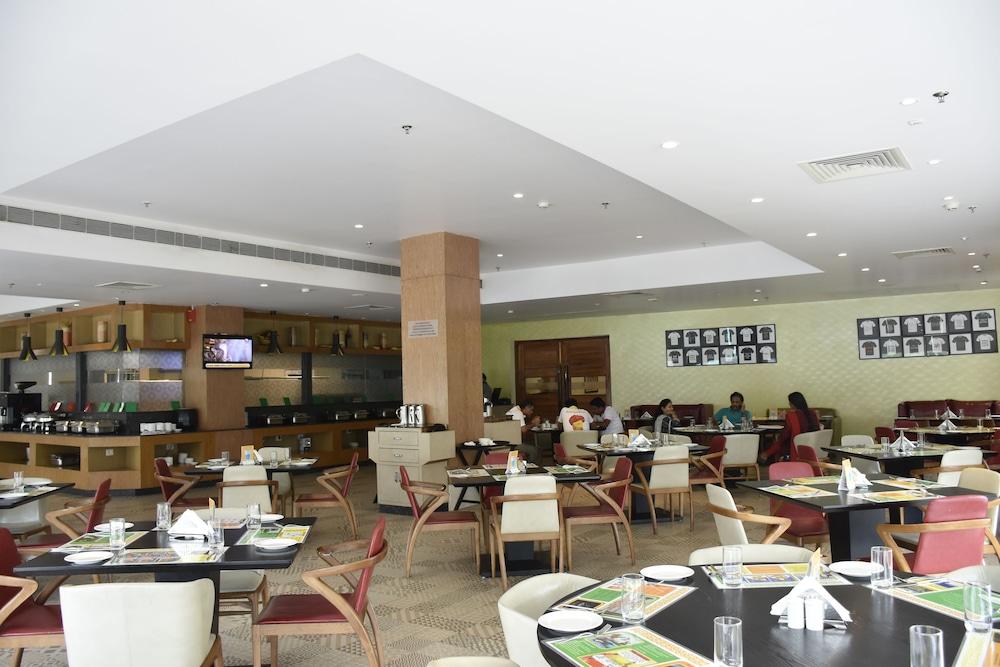 Lemon Tree Premier, Patna Hotel Patna  Kültér fotó