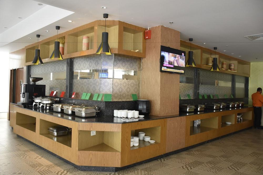 Lemon Tree Premier, Patna Hotel Patna  Kültér fotó
