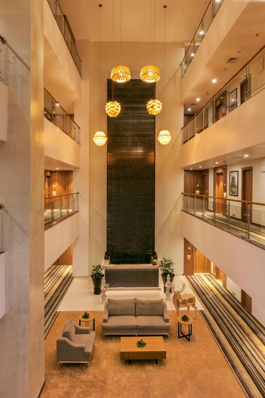 Lemon Tree Premier, Patna Hotel Patna  Kültér fotó